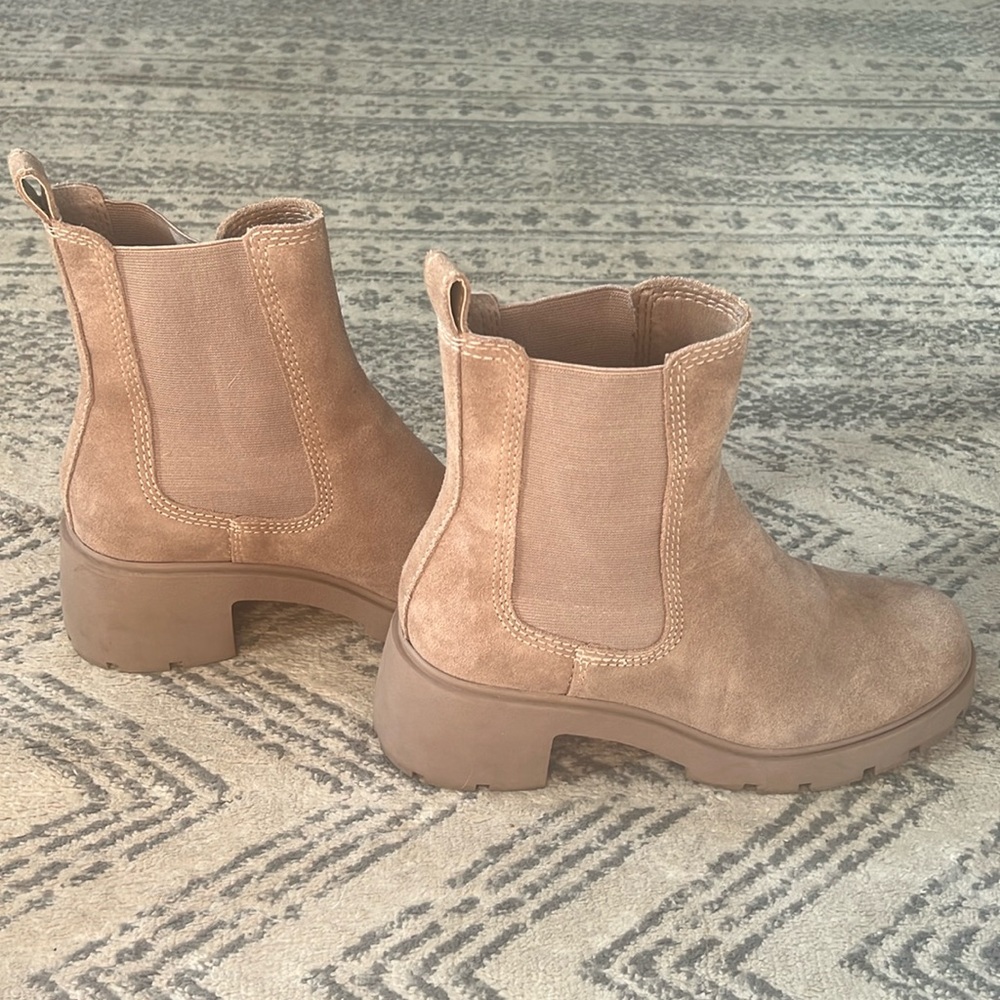 Steve Madden Women’s Boots- Size 10